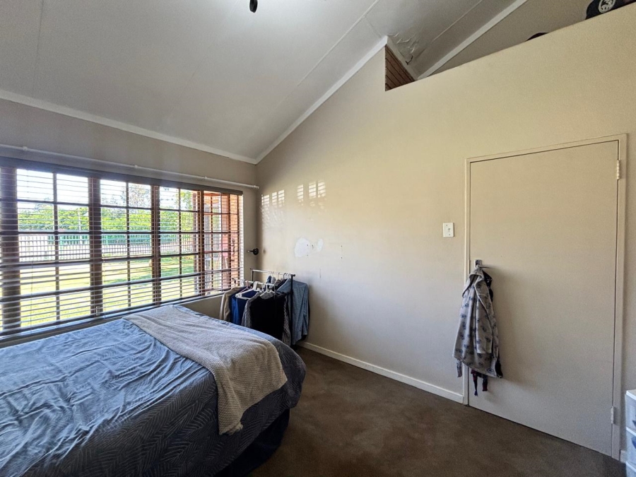 3 Bedroom Property for Sale in Mooivallei Park North West